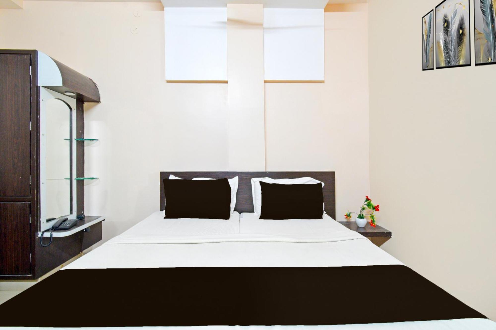 Super Hotel O Kurnool Near Kurnool Medical College Extérieur photo